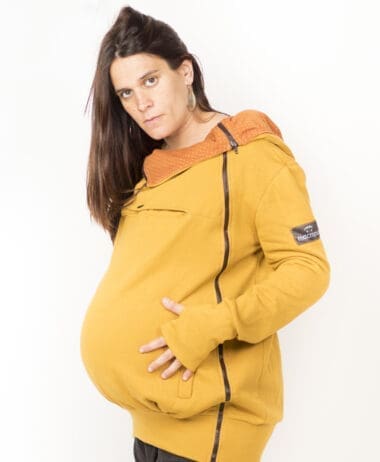 Sudadera porteo, embarazo y estándar mostaza + insertable-Talla pequeña